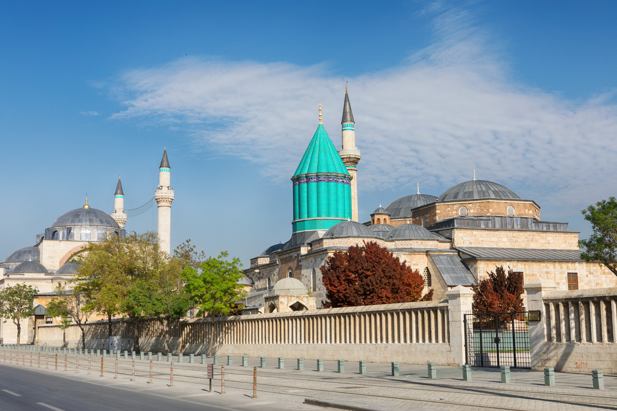 YARABBİ BİLDİR DE BEN BENİ BİLEYİM BENİ